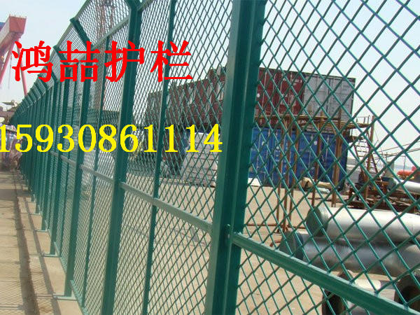 鋼板網(wǎng)護(hù)欄網(wǎng) 鋼板網(wǎng)護(hù)欄網(wǎng)